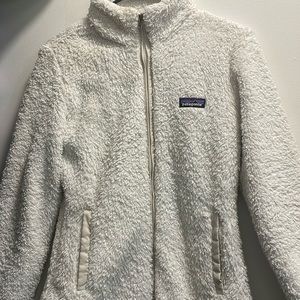White Patagonia women’s size S Los Gatos full zip jacket